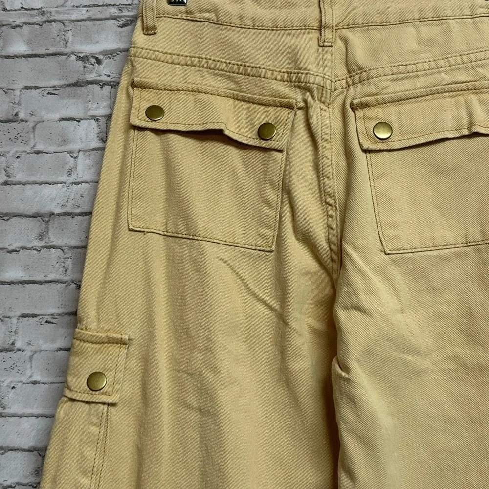 SHEIN Women's XS/2 Tan Cargo Carpenter Jeans Wide Leg